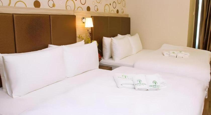 Tropicana Boutique Hotel Muar Esterno foto