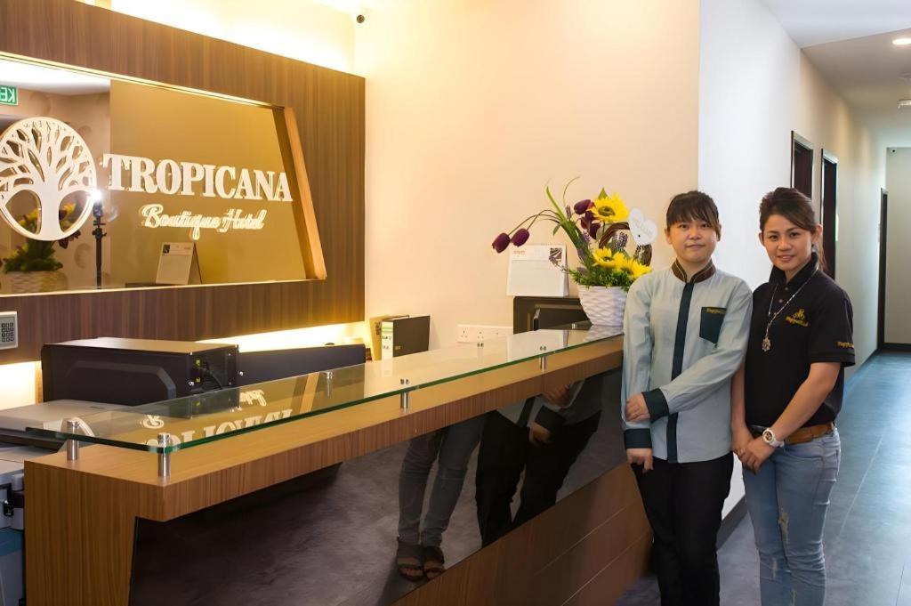 Tropicana Boutique Hotel Muar Esterno foto